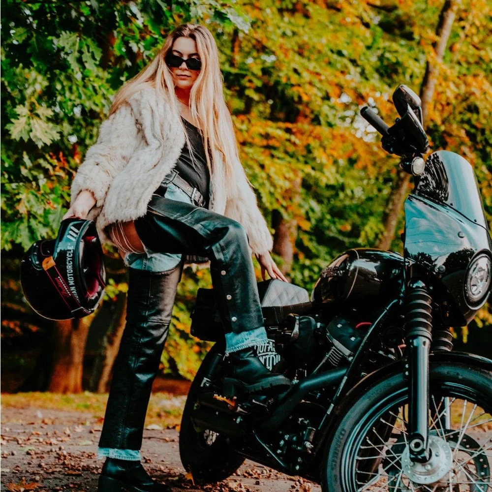 Assless chaps - Picture 2 of 4